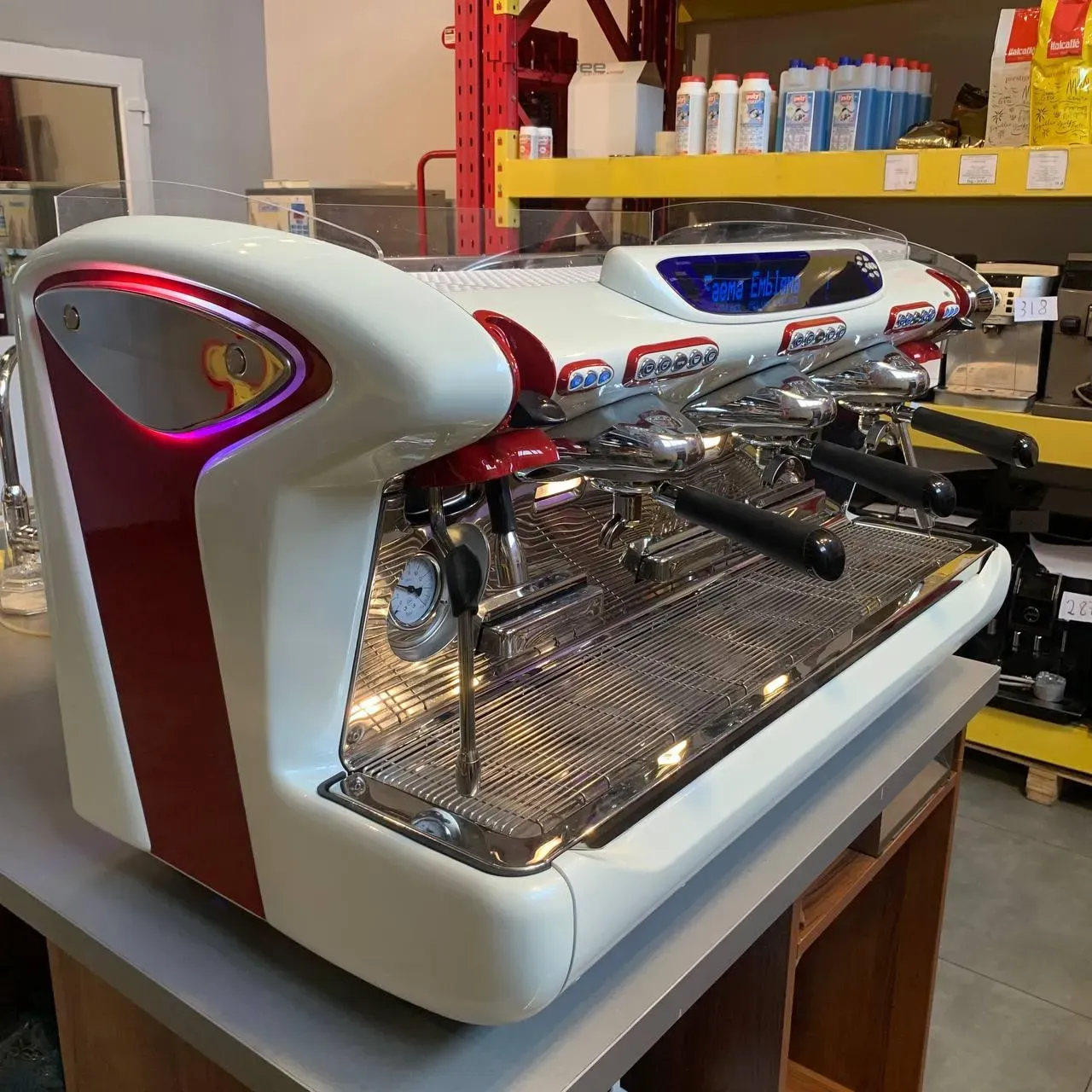 La Cimbali M39 Dosatron 2 Grupy - Image 1