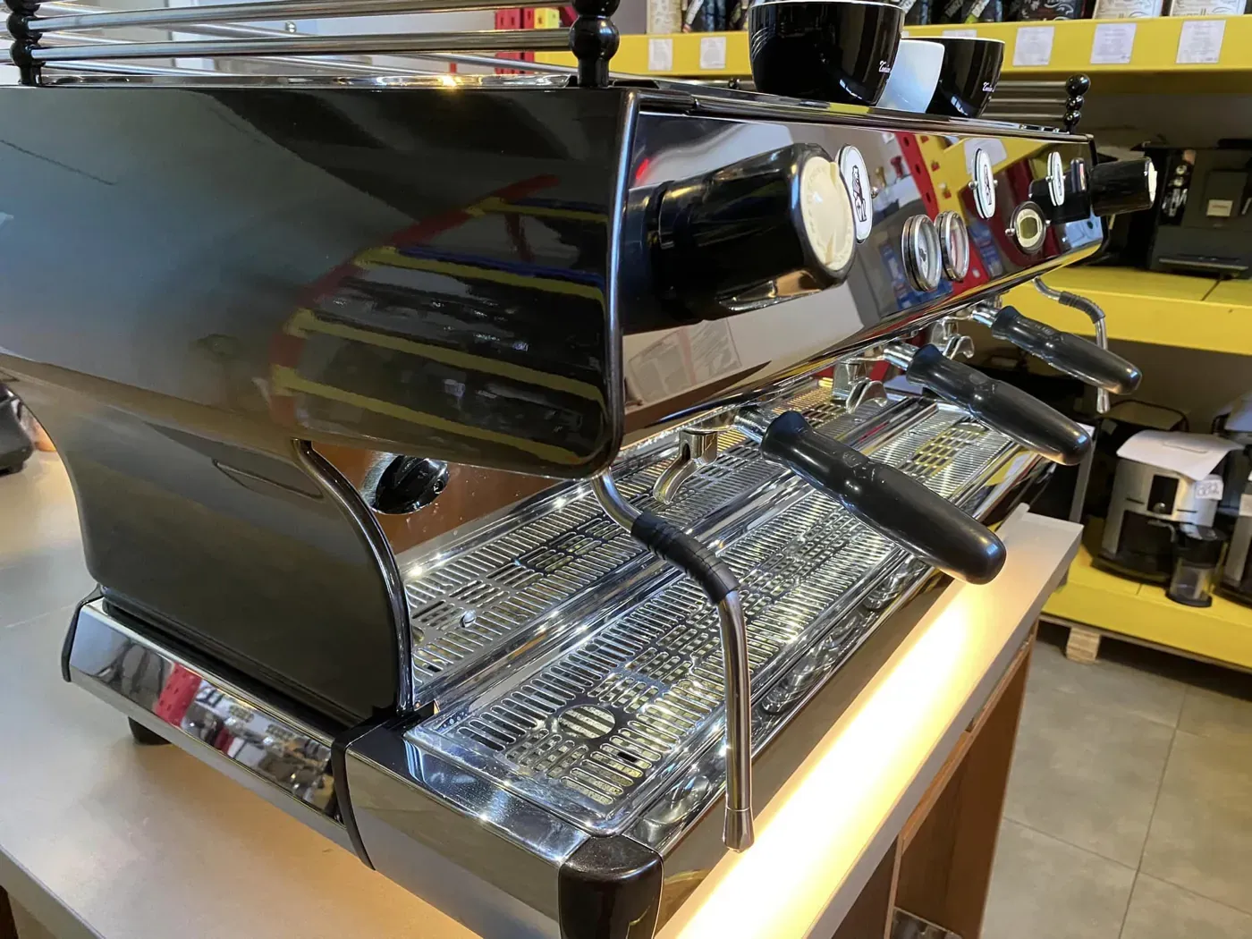 La Marzocco GB5 Manual 3 grupy - Kolbowy ekspres do Kawy - Thumbnail 6