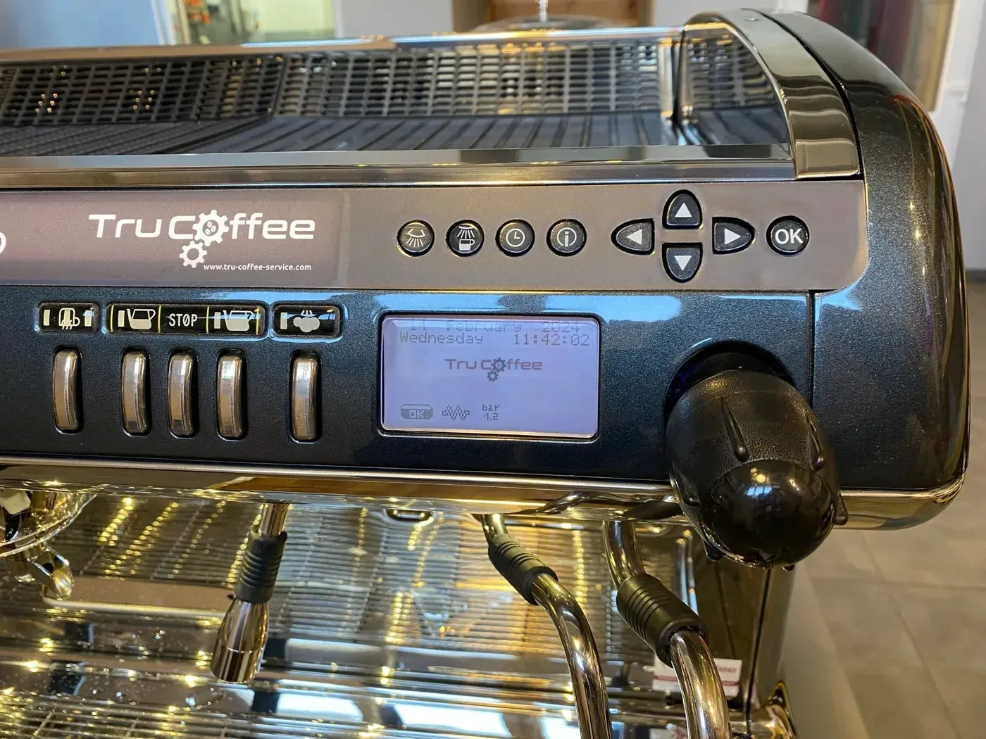 La Cimbali M39 Dosatron 2 grupy - Kolbowy ekspres do kawy wysoka grupa - Thumbnail 4