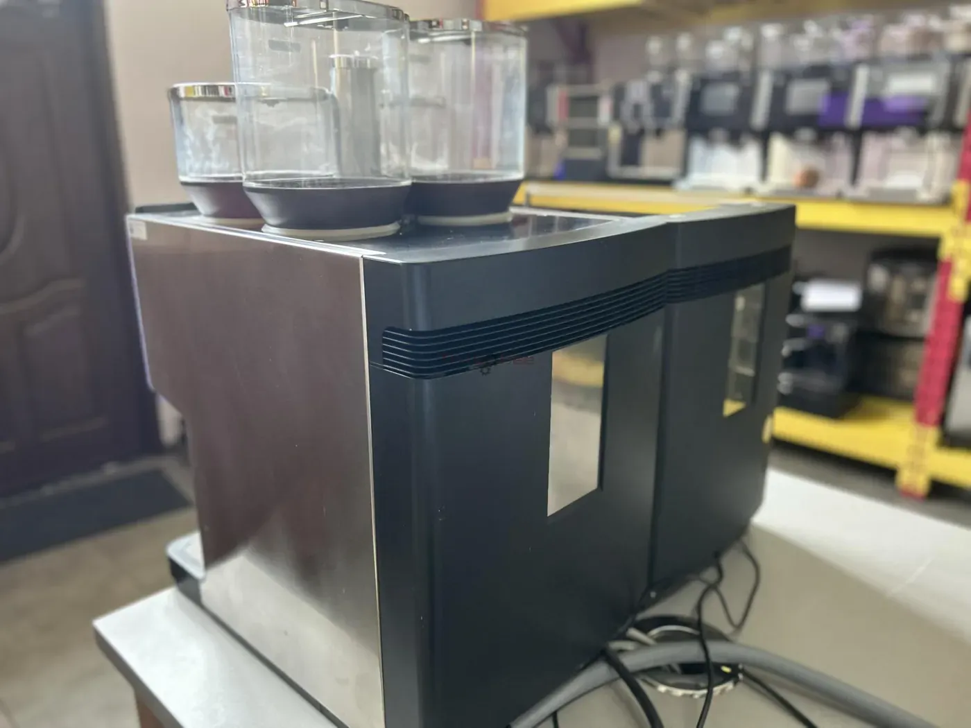 WMF 9000S - Automatyczny ekspres do kawy z lodówką i podgrzewaczem - Thumbnail 4