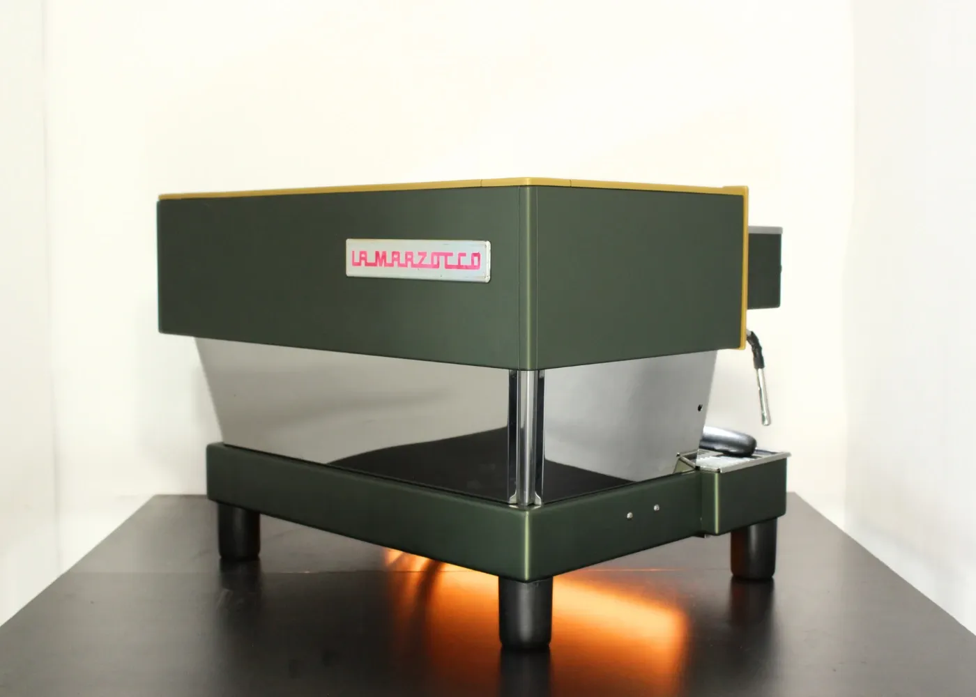 La Marzocco Linea Green Gold 2 grupy - Kultowy włoski kolbowy ekspres do kawy - Thumbnail 3