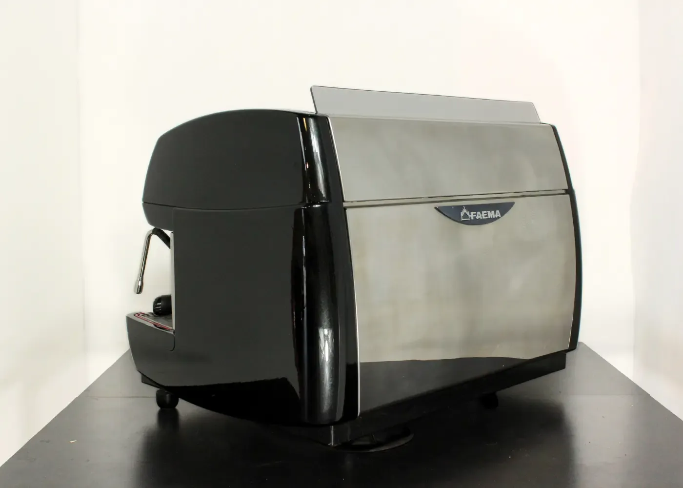 Faema STYLEME E99 2 grupy - Profesjonalny włoski ekspres kolbowy - Thumbnail 3