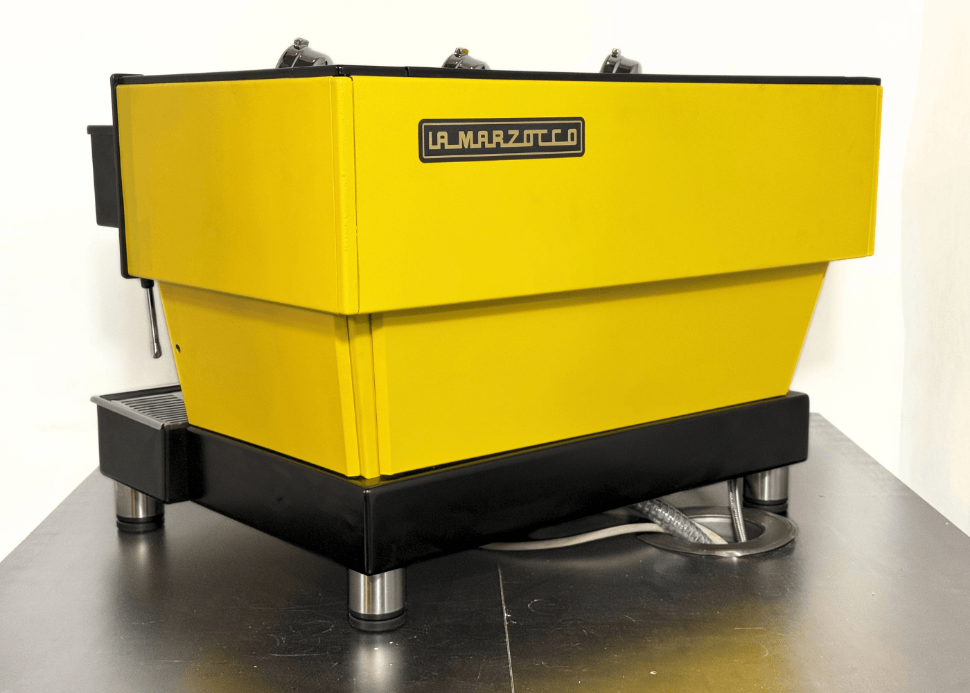 La Marzocco Linea Bee 2 grupy - Kultowy włoski kolbowy ekspres do kawy - Thumbnail 3