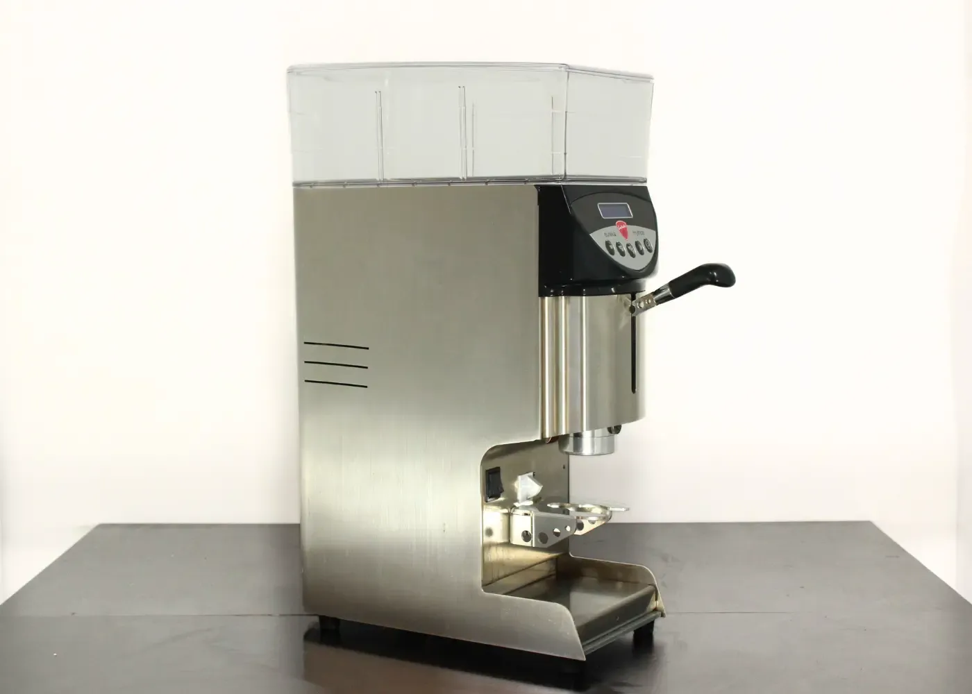 Eureka Mythos z tamperem – Profesjonalny włoski młynek do kawy - Thumbnail 2