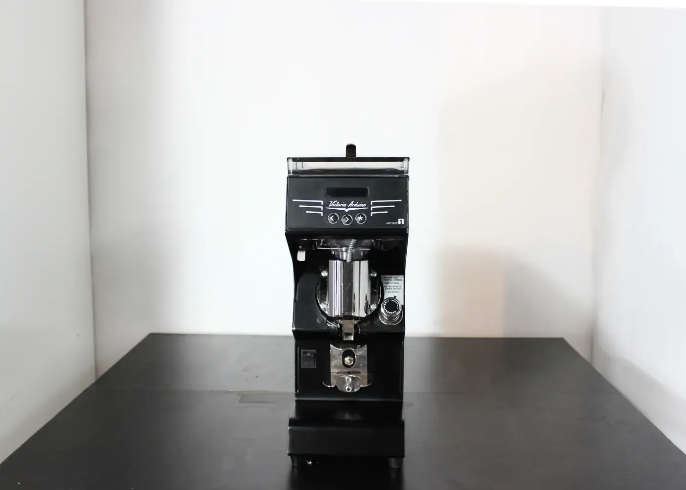 Victoria Arduino Mythos One Matte Black - Automatyczny włoski młynek