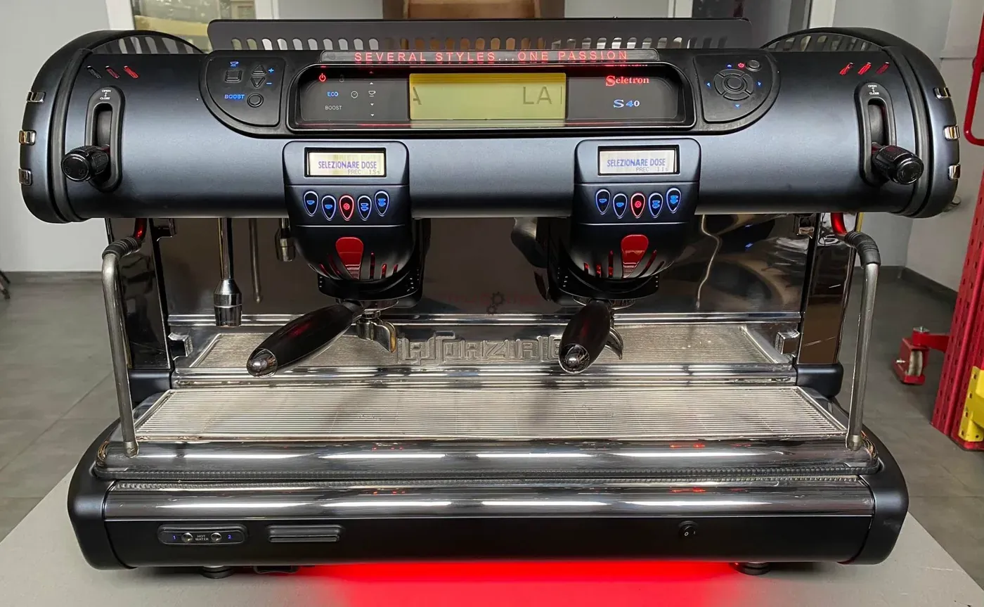 La Spaziale S40 2 grupy - Kolbowy ekspres do kawy