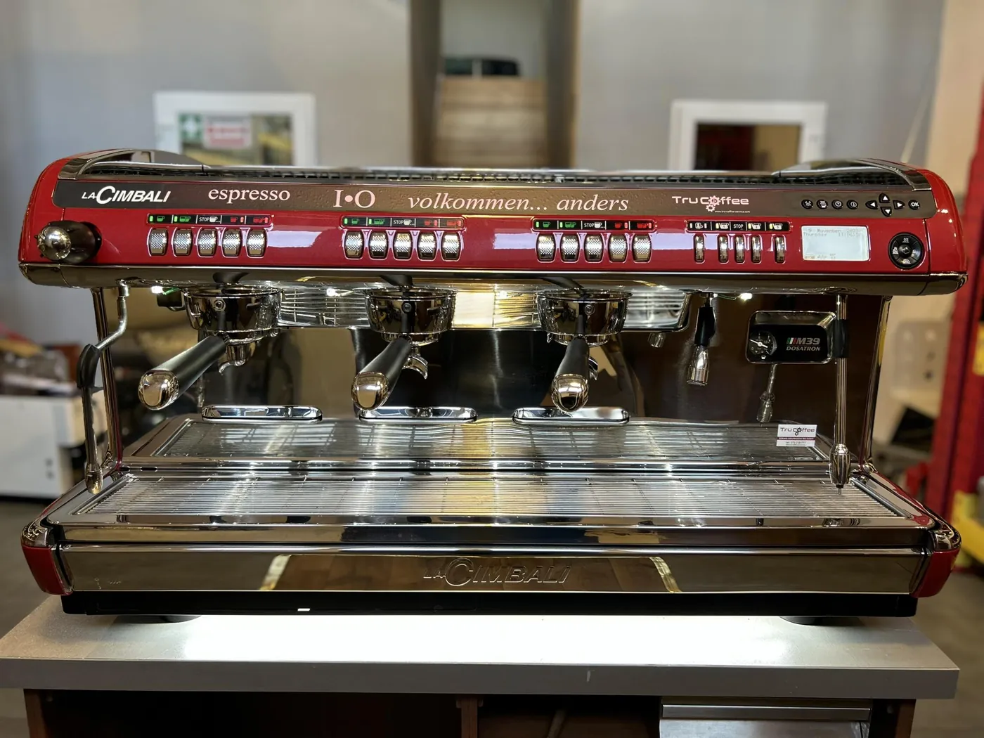 La Cimbali M39 Dosatron 3 grupy Tall Cup - Kolbowy ekspres do kawy