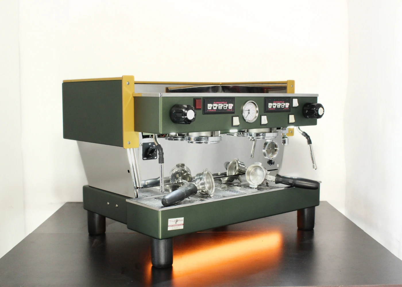 La Marzocco Linea Green Gold 2 grupy - Kultowy włoski kolbowy ekspres do kawy - View 1
